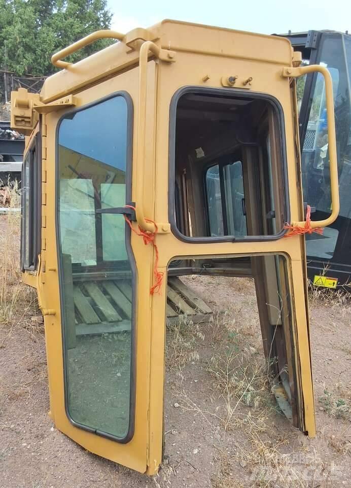 CAT D 8 R Buldožerji goseničarji