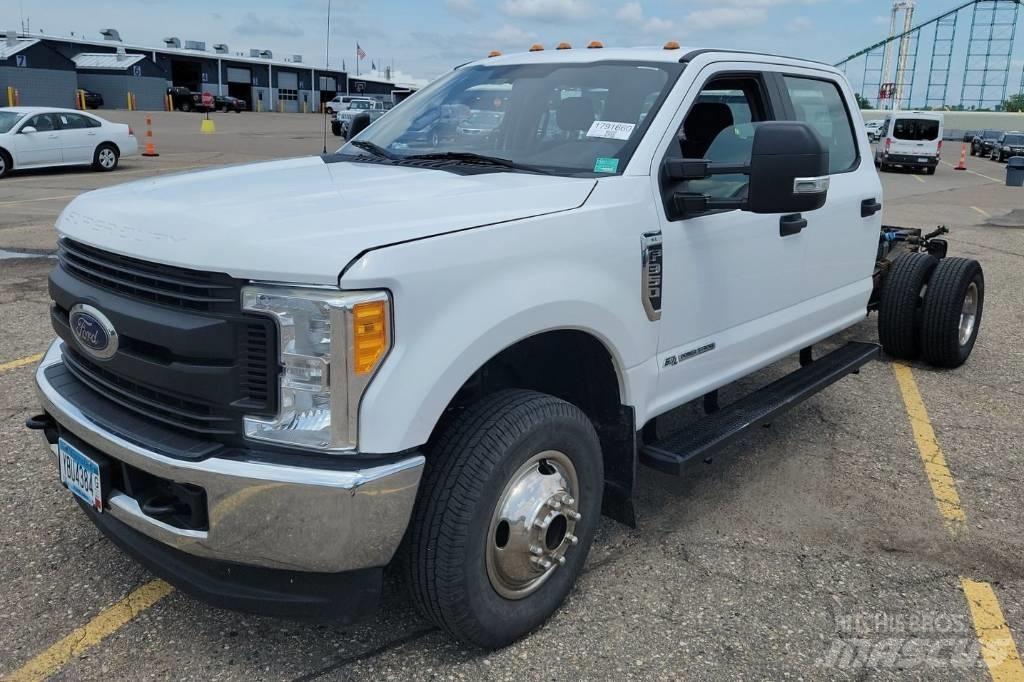 Ford F 350 XL SD Tovornjaki-šasije