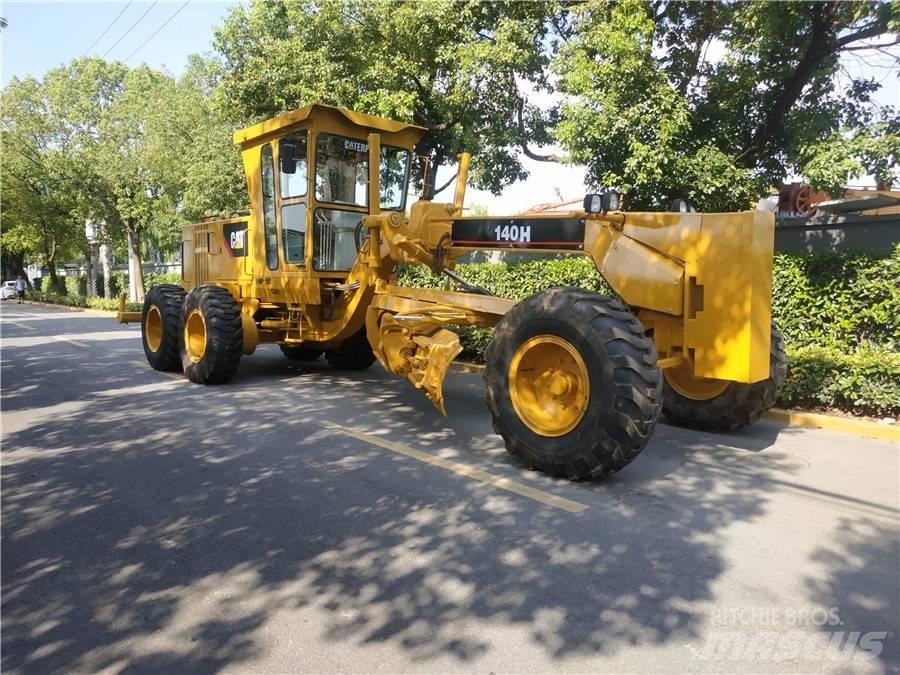 CAT 140 H Grederji