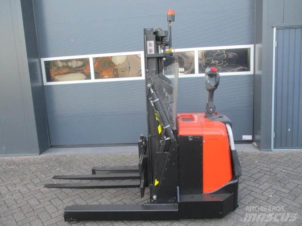 BT SPE 120 XRD Dosežni viličarji