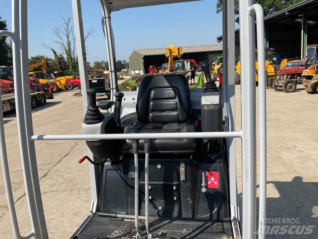 Wacker Neuson ET 16 Mini bagri <7t