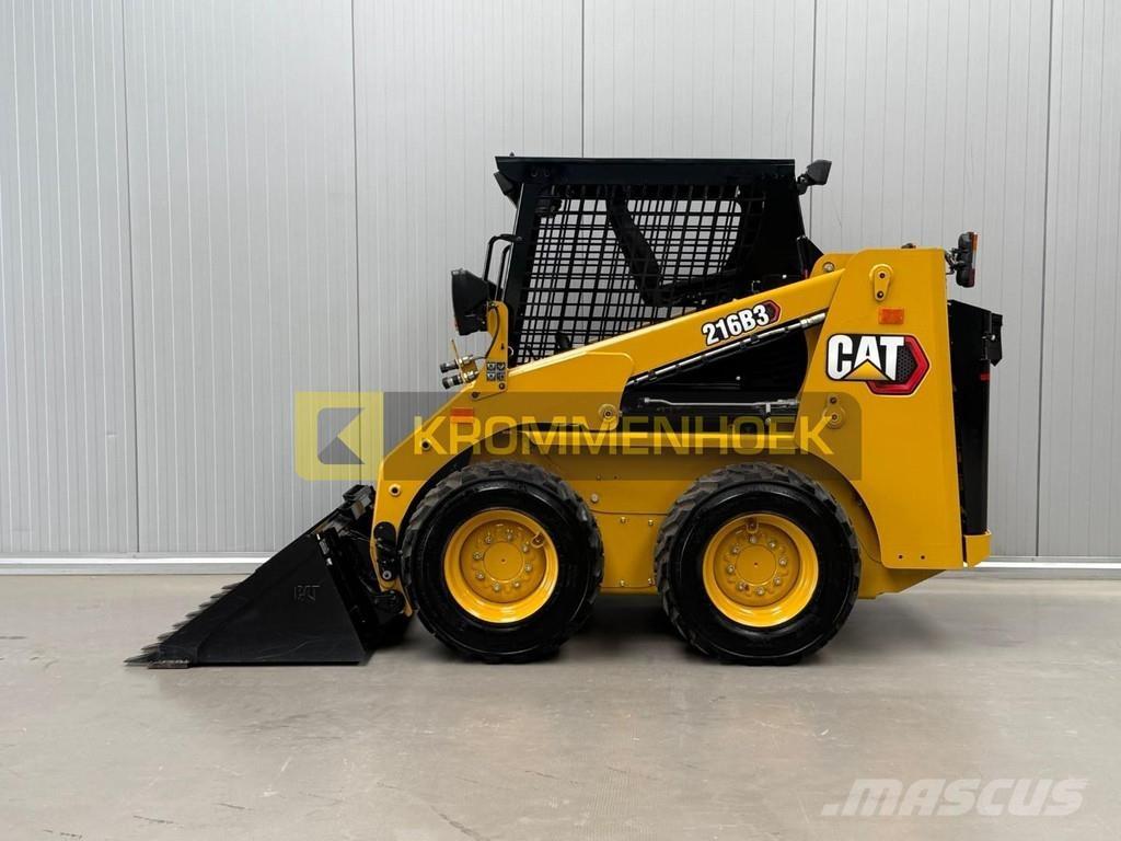 CAT 216 B3 Skid steer mini nakladalci