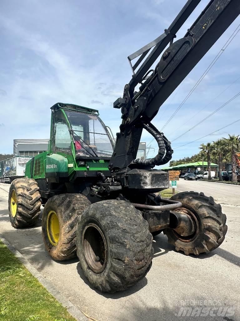 John Deere 1270 D Harvesterji