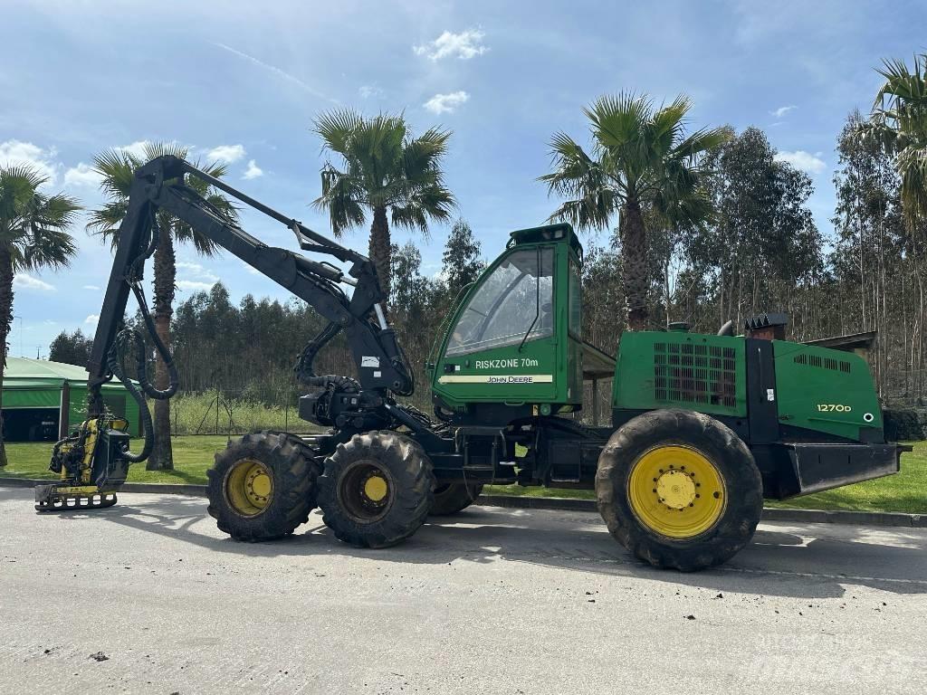 John Deere 1270 D Harvesterji