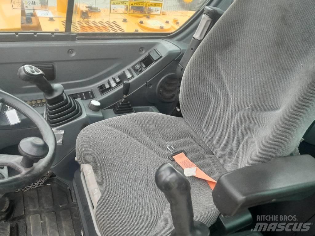 Hyundai R55 W-9 Bagri na kolesih