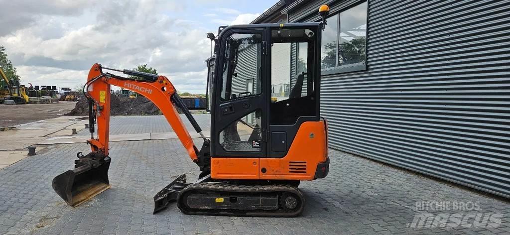 Hitachi ZX19-5 Mini bagri <7t