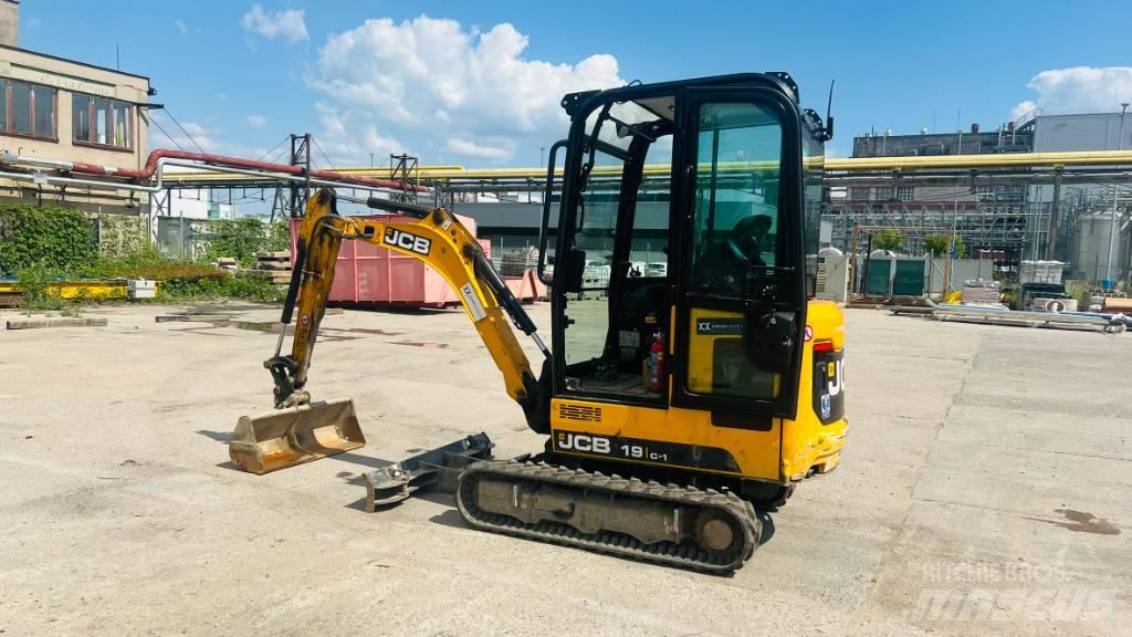 JCB 19 C Mini bagri <7t