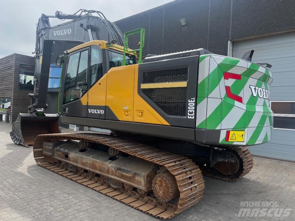 Volvo EC300EL Bagri goseničarji
