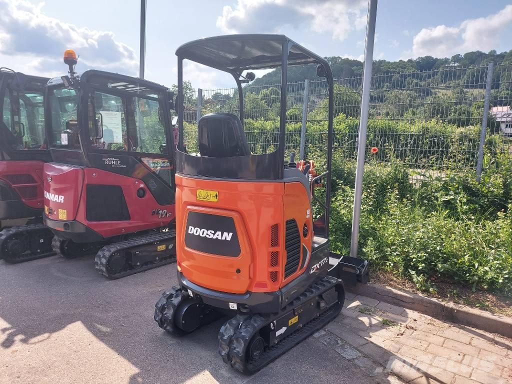 Doosan DX 17 Mini bagri <7t