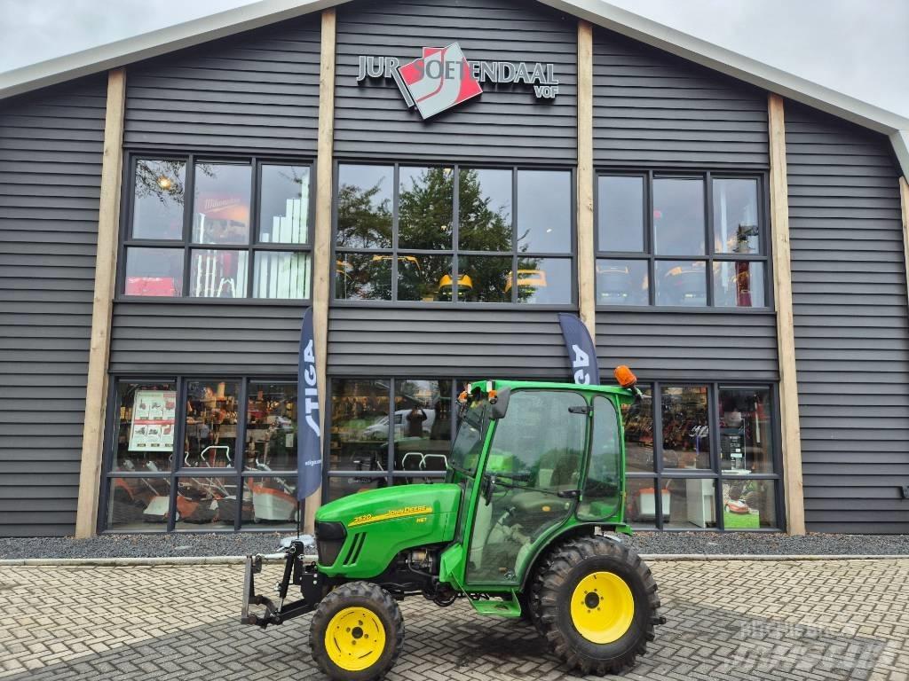 John Deere 2520 Manjši traktorji