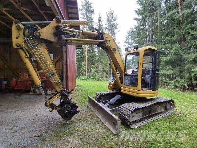 Komatsu PC75 UU Bagri goseničarji