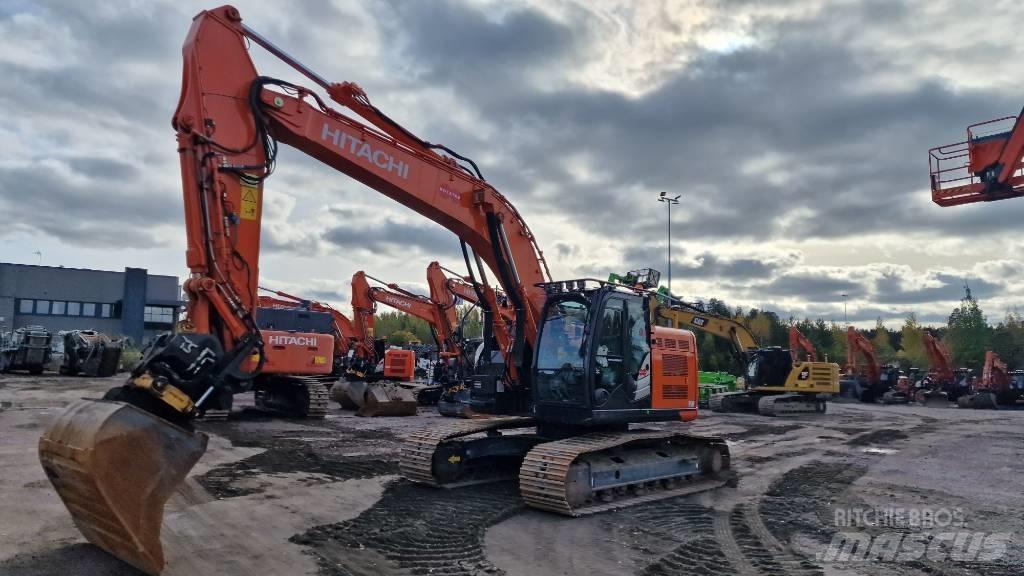 Hitachi ZX225USRLC-6 Bagri goseničarji
