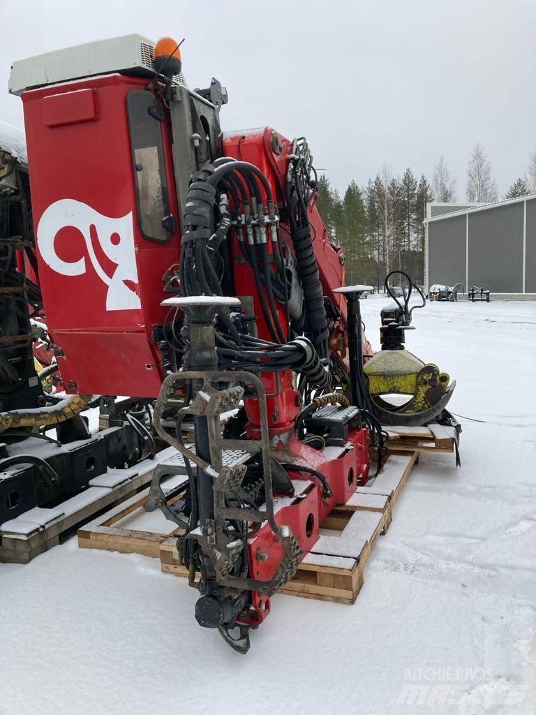 Loglift F118ST9.6 Žerjavi za hlode