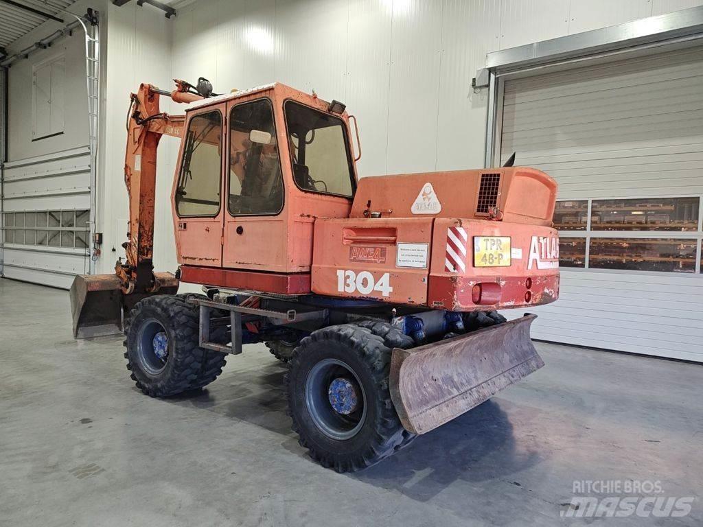 Atlas 1304 Bagri na kolesih