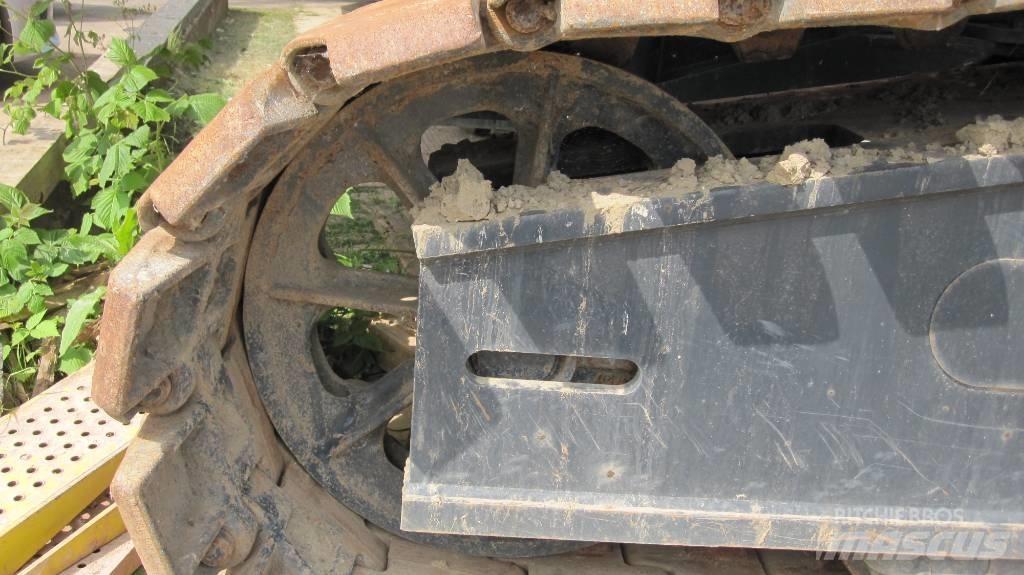 Kobelco CKE 1100 G Dvigala na gosenicah