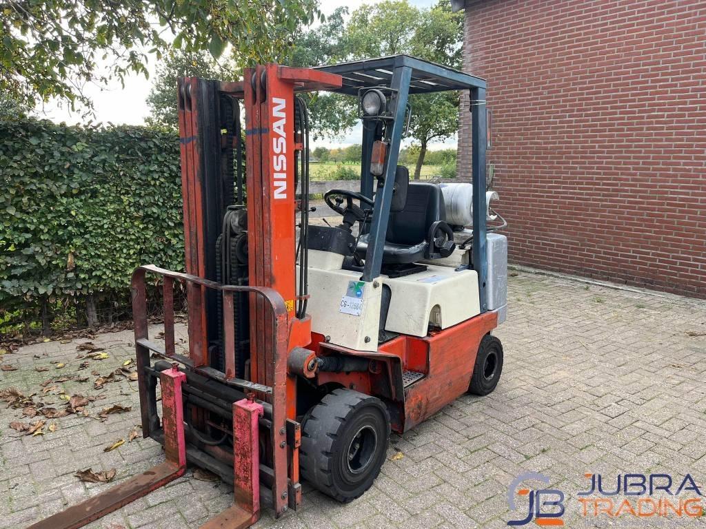 Nissan APJ02A25PU Plinski viličarji