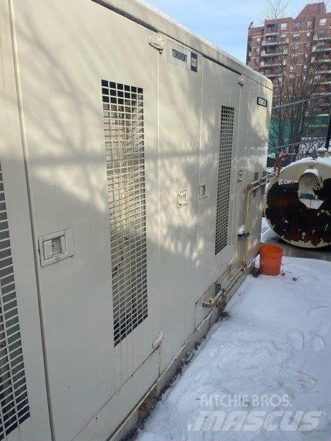 CAT XQ350, 600 Volt Dizelski agregati