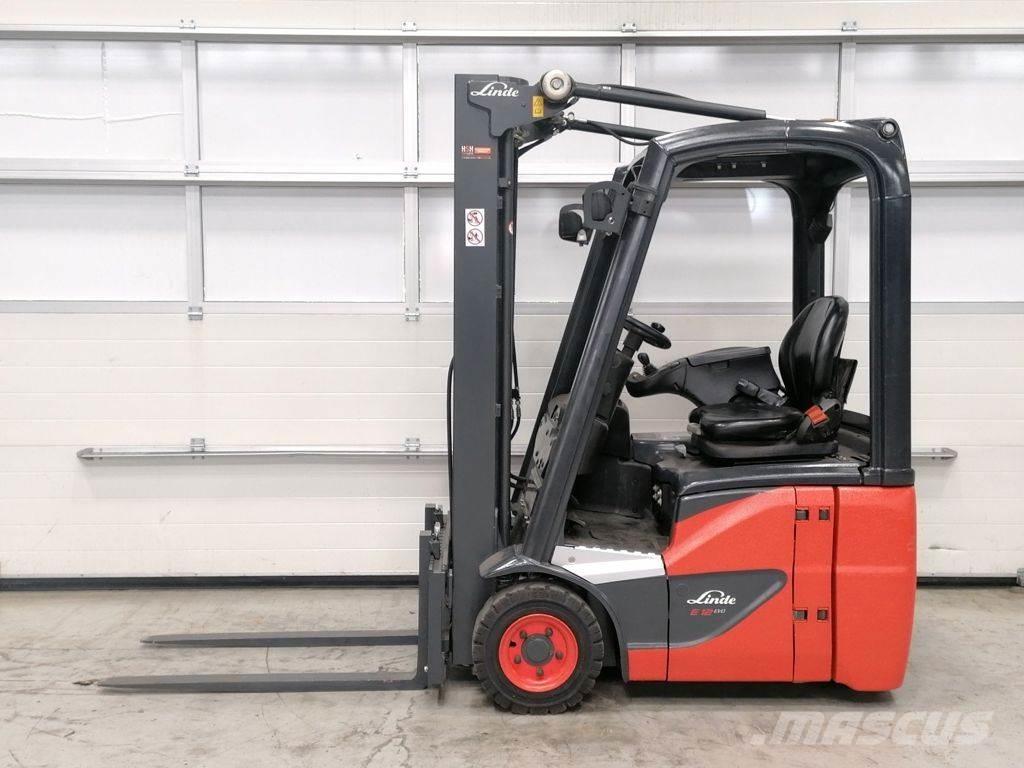 Linde E12-02 Električni viličarji