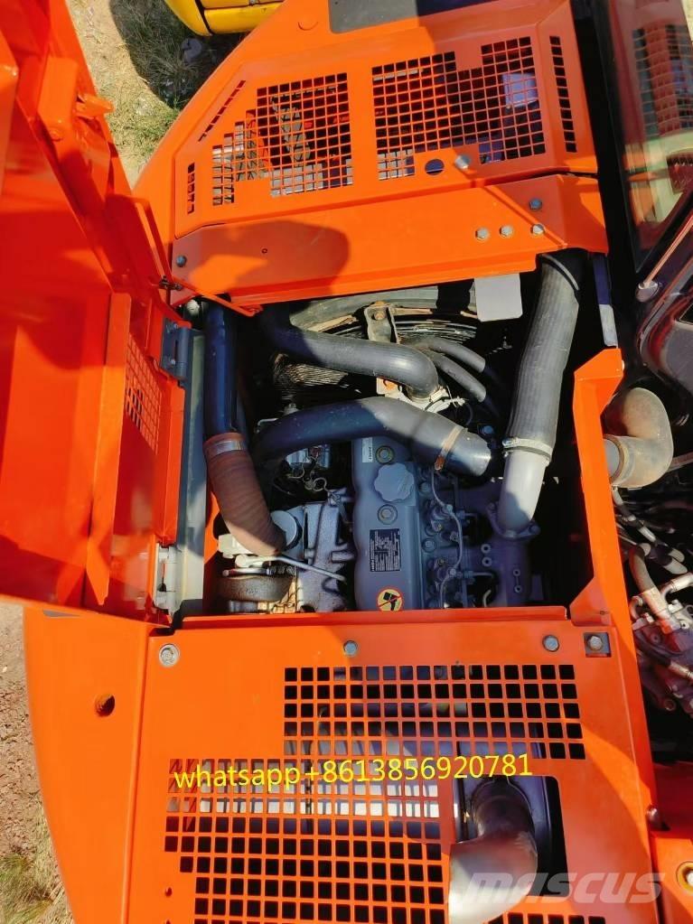 Hitachi ZX 135 US Bagri goseničarji