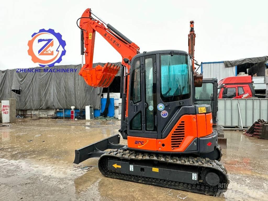 Hitachi ZX 50 Mini bagri <7t