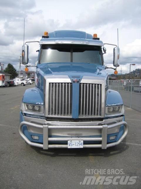 Western Star 5700 XE Vlačilci