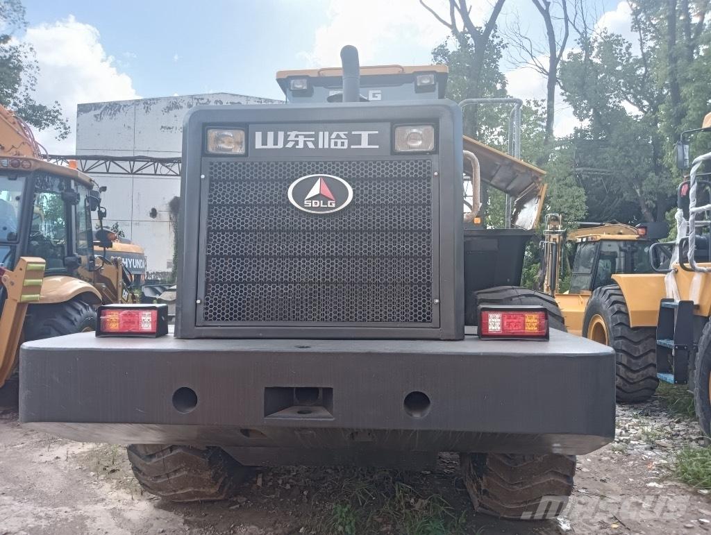 SDLG LG 956 L Kolesni nakladalci