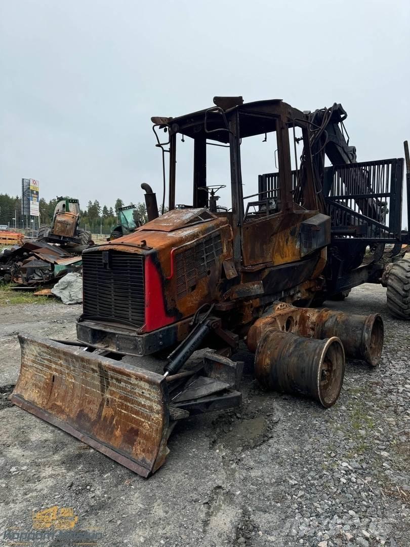 Komatsu 840TX Forwarderji