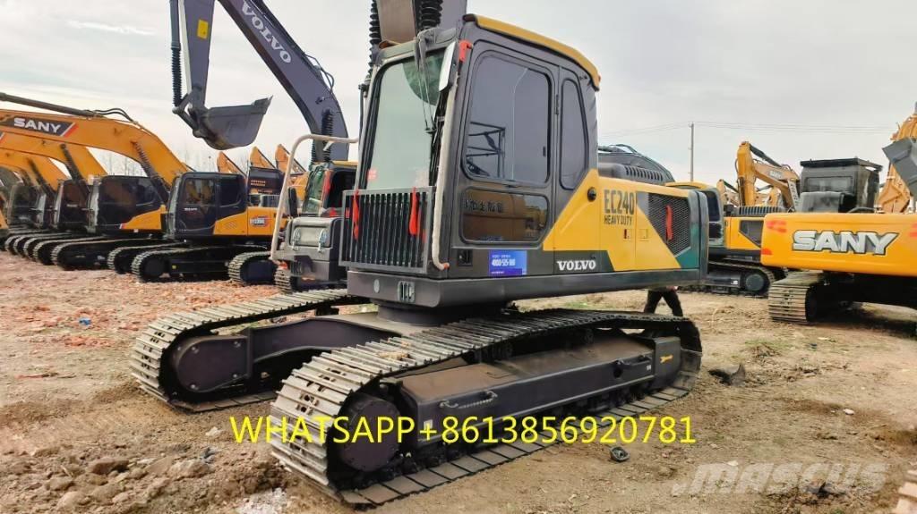 Volvo EC 240 Bagri goseničarji