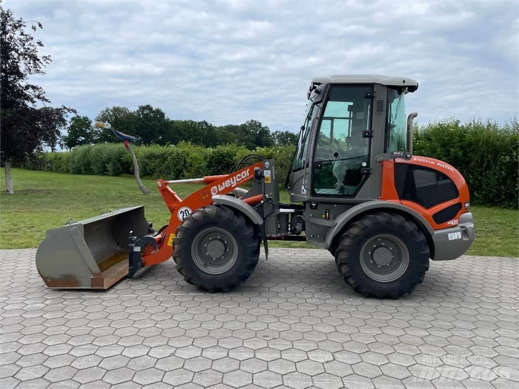 Atlas AR420SL Kolesni nakladalci