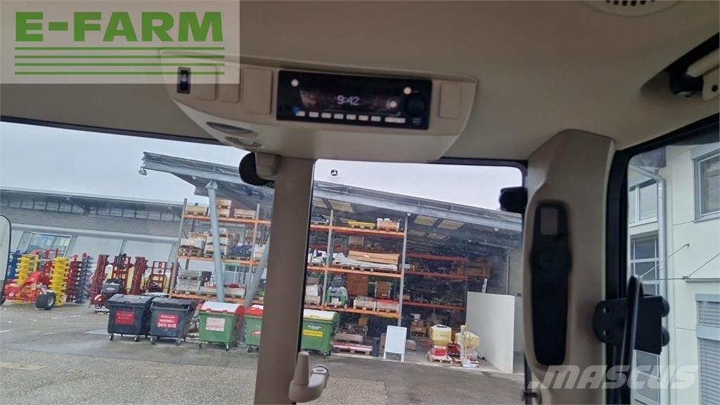 John Deere 6195M Traktorji