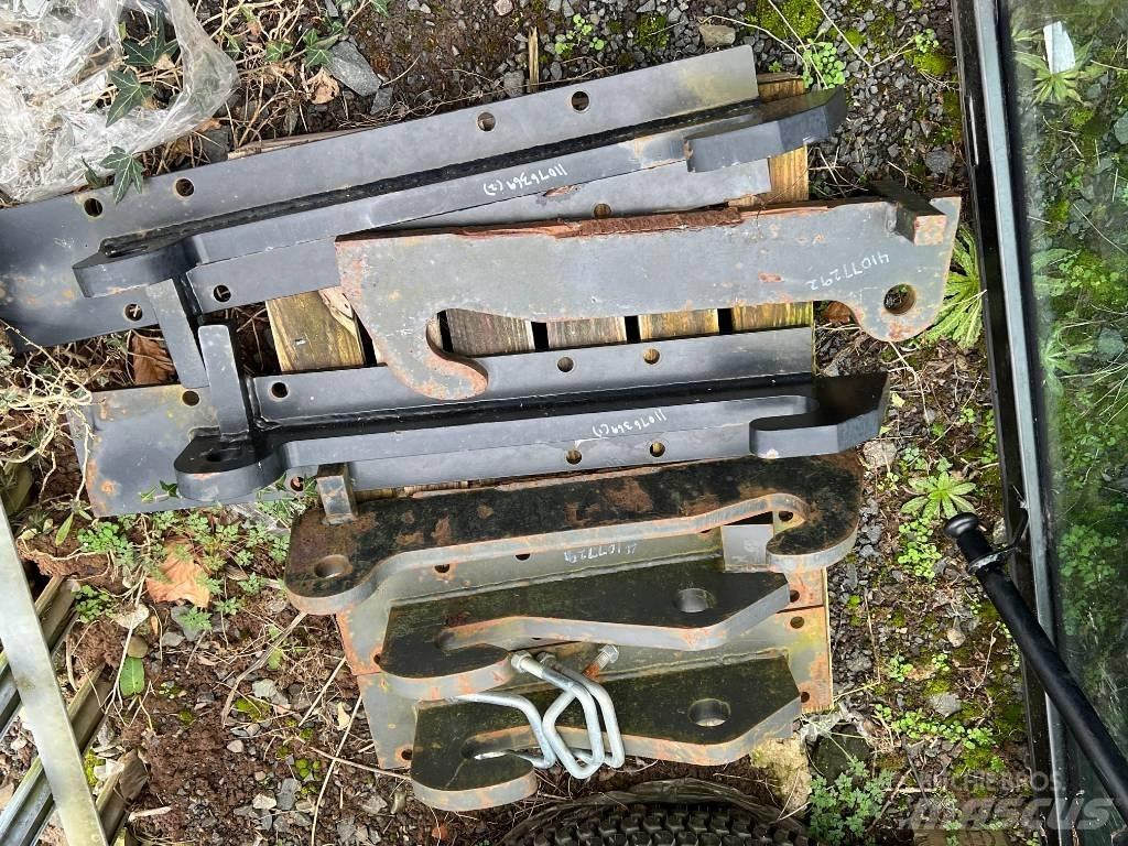 Fendt PICK UP HITCH Druga oprema za traktorje