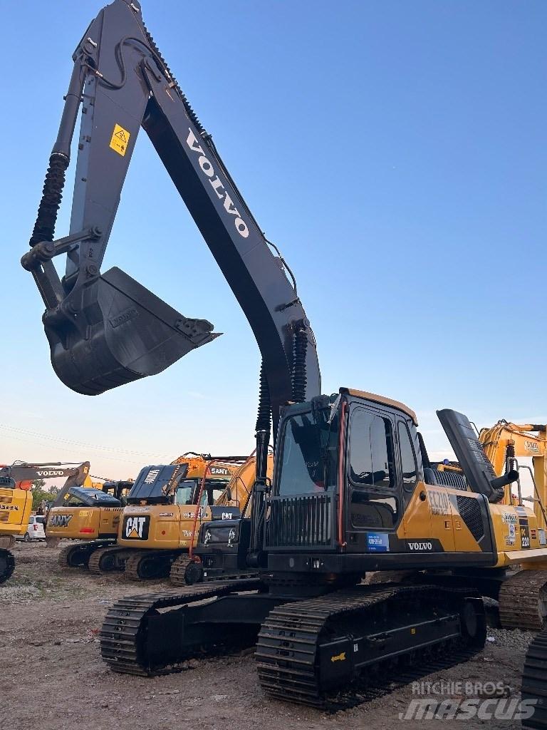 Volvo EC 210 Bagri goseničarji
