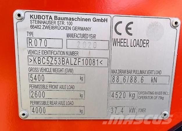 Kubota R 070 Kolesni nakladalci