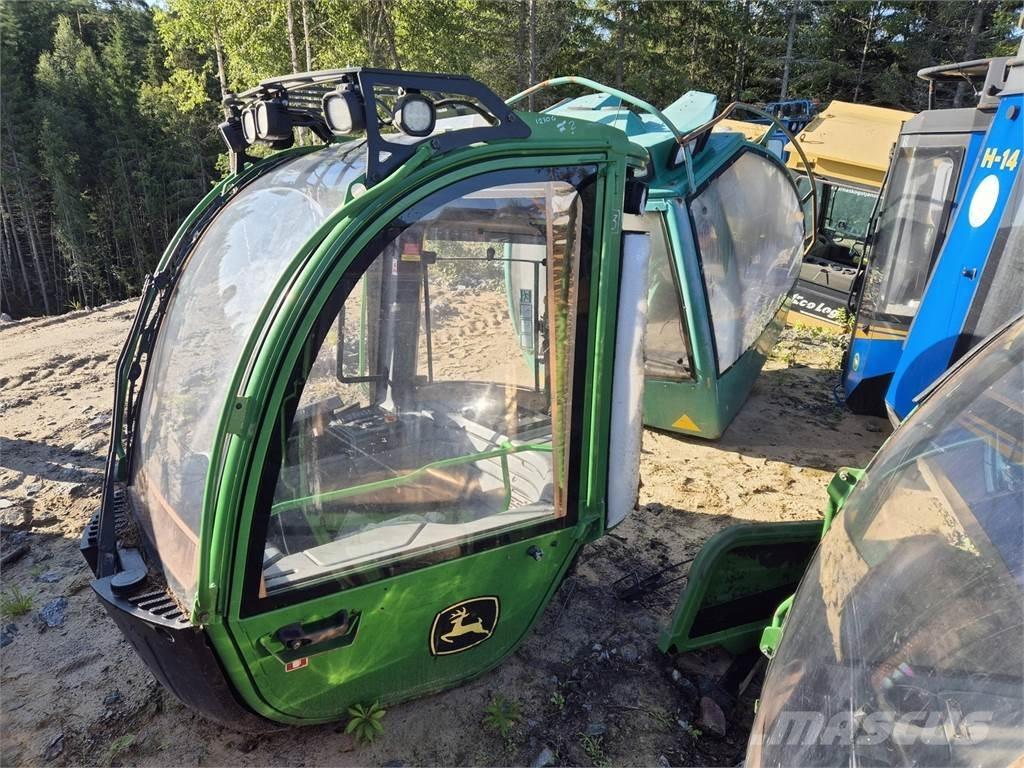 John Deere 1270G Kabine in notranjost