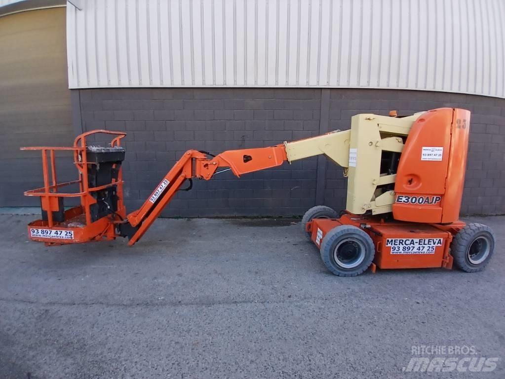 JLG E300AJP Zglobne dvižne ploščadi