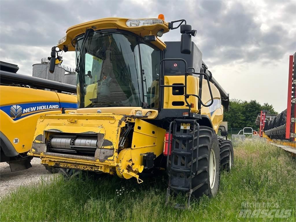 New Holland CR 980 Kombajni
