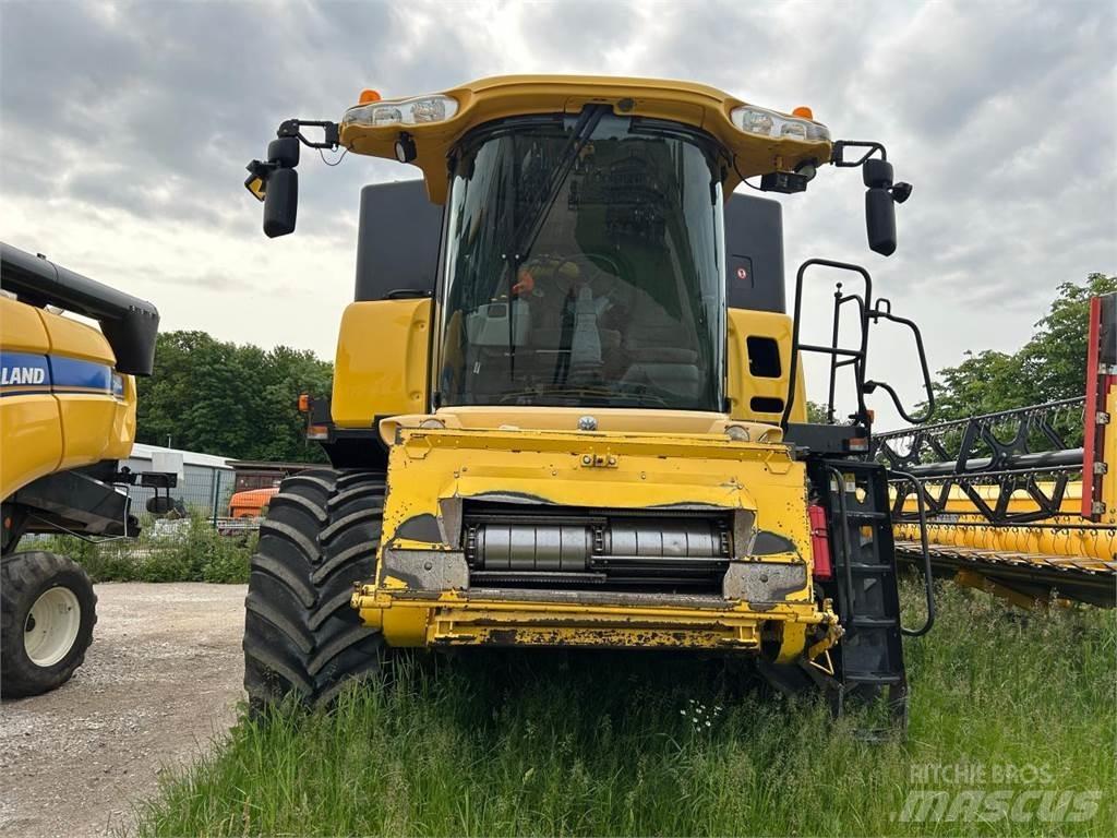 New Holland CR 980 Kombajni