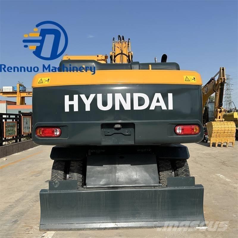 Hyundai 210W-9 Bagri na kolesih