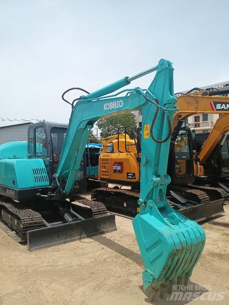 Kobelco SK 60 Bagri goseničarji