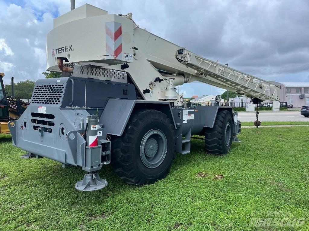 Terex RT 230-1 Avtodvigala