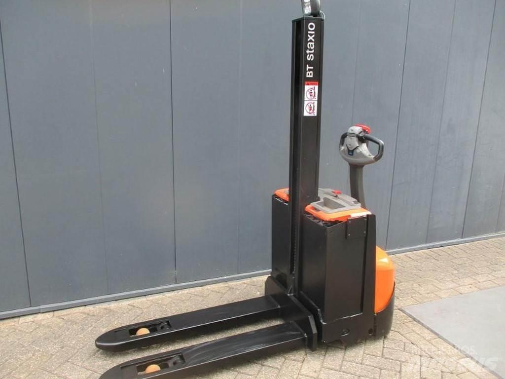 BT SWE 080L Ročni električni viličar