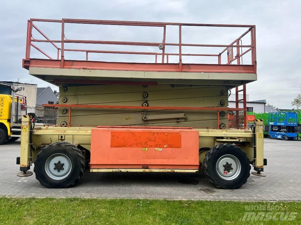 JLG 210-25 Škarjaste dvižne ploščadi