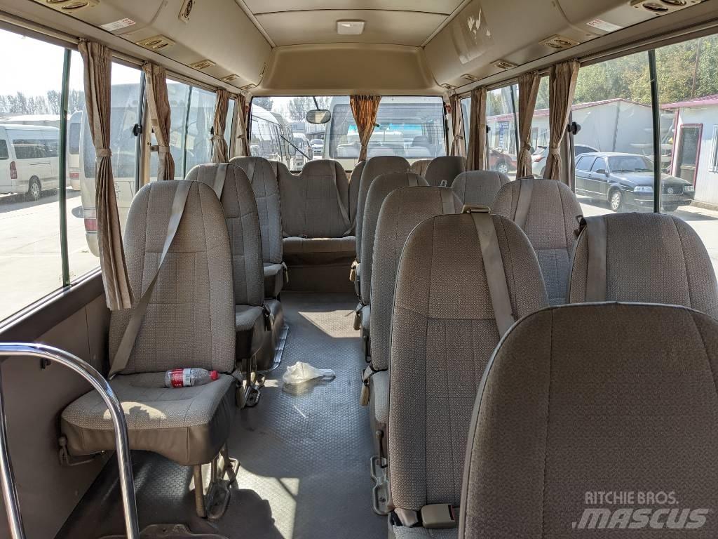 Toyota Coaster Bus Mini avtobusi