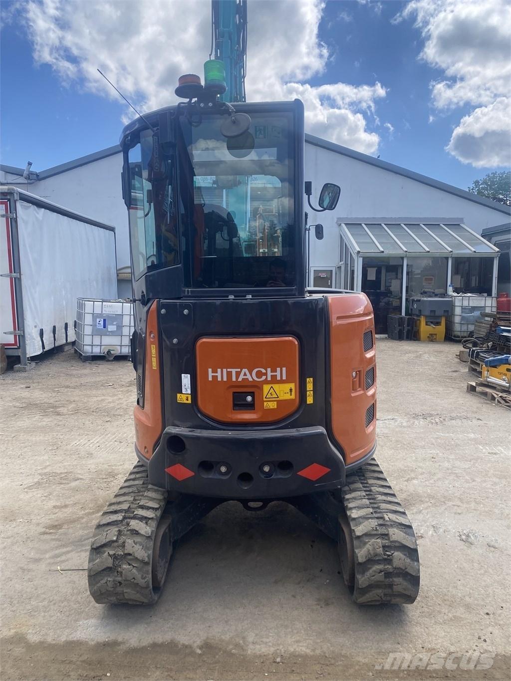 Hitachi Zaxis33U-6 Mini bagri <7t