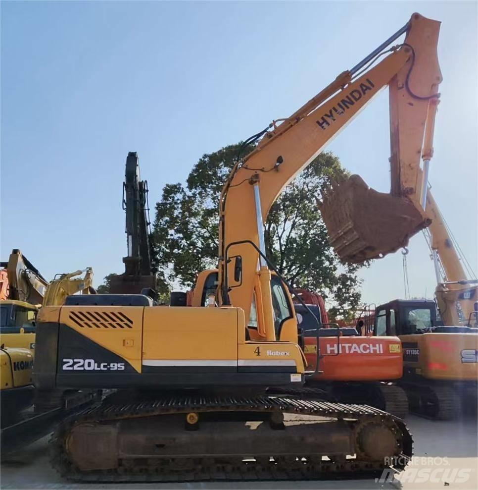 Hyundai R220LC-9S Bagri goseničarji