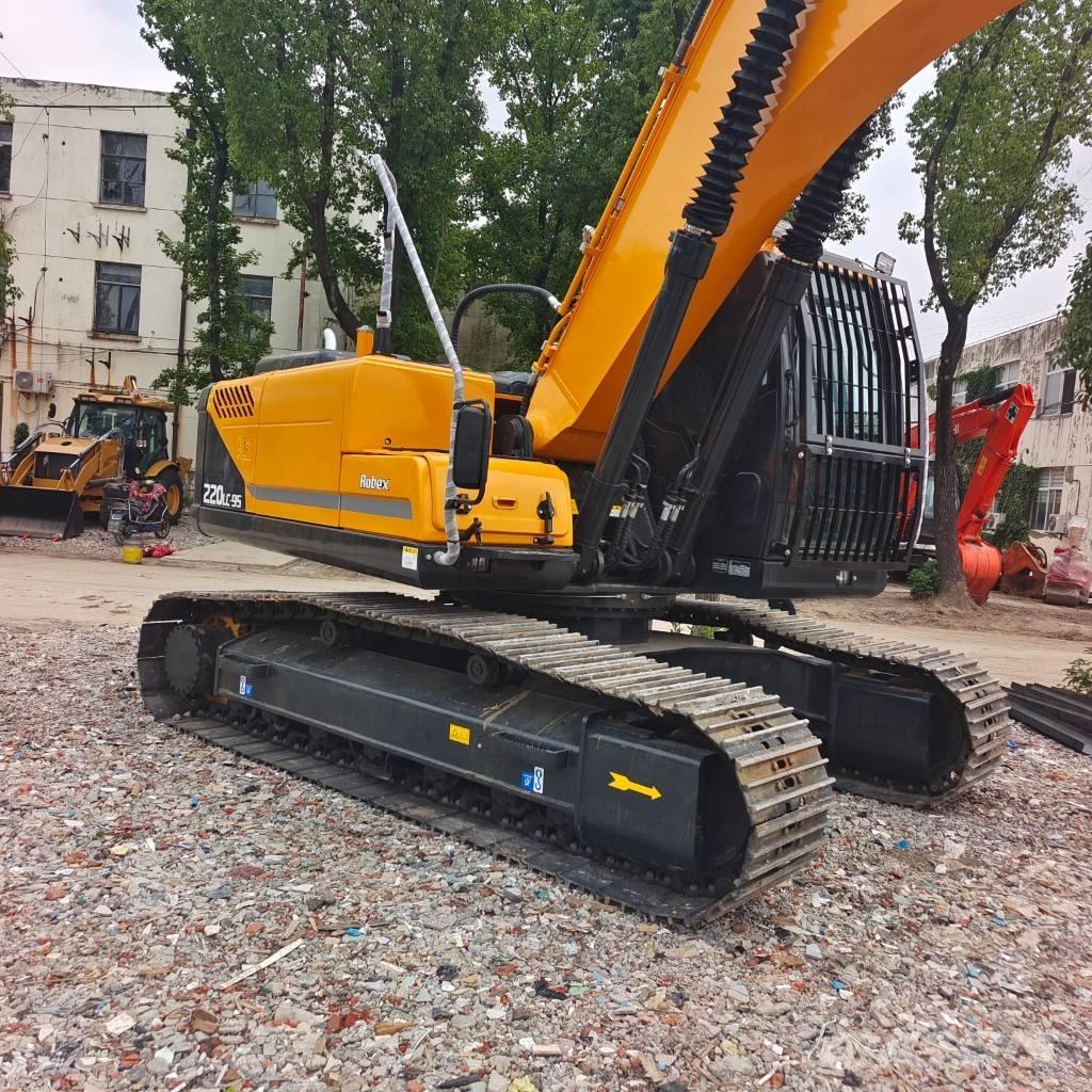 Hyundai 220 LC-9S Bagri goseničarji