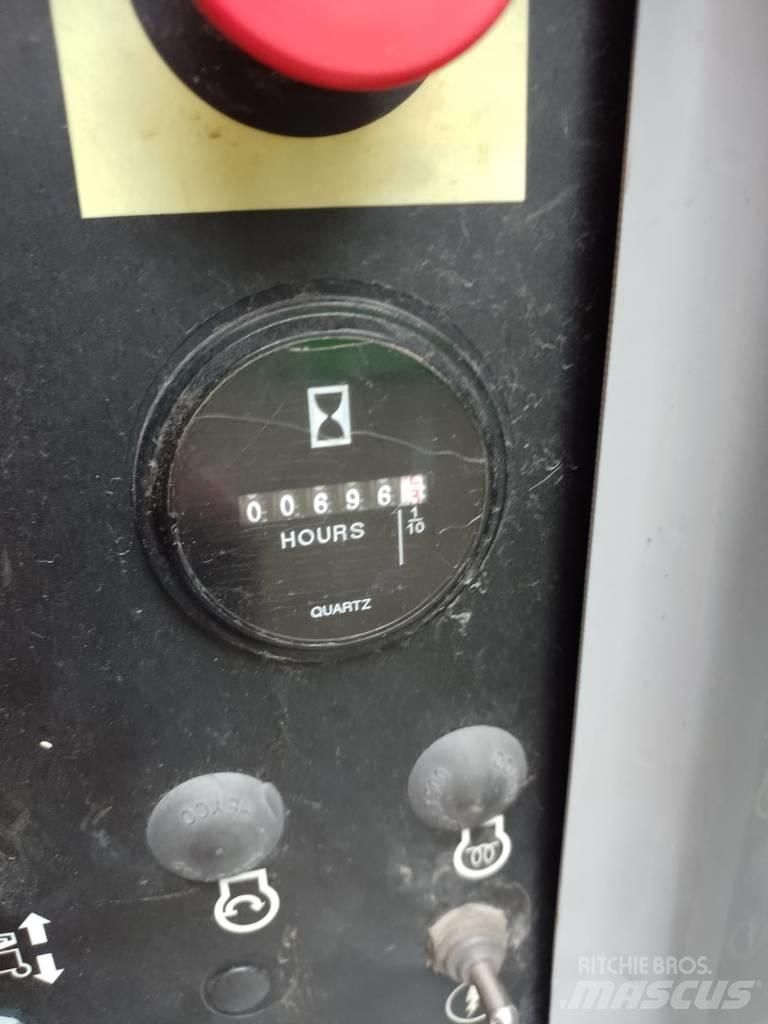 Genie Z 45/25 J Zglobne dvižne ploščadi