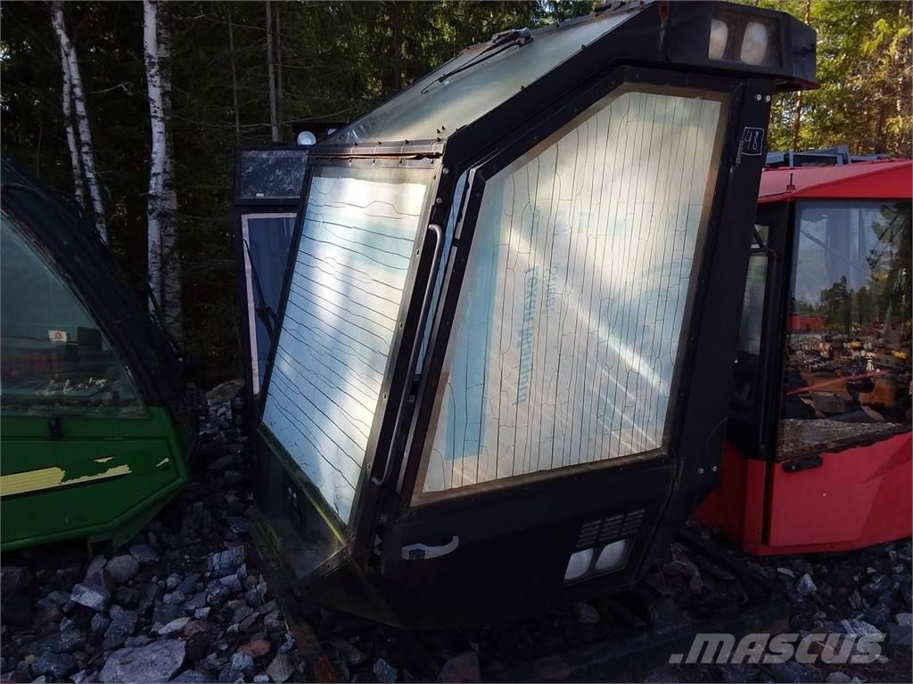 Valmet 901 Kabine in notranjost