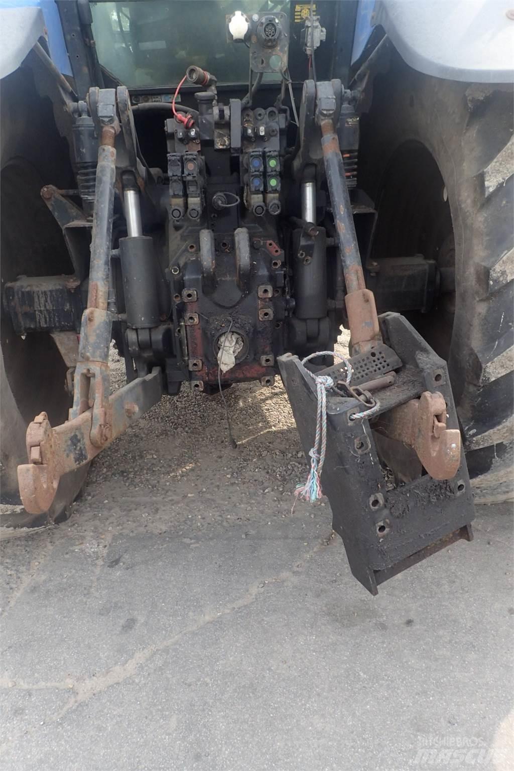 New Holland TM190 Traktorji