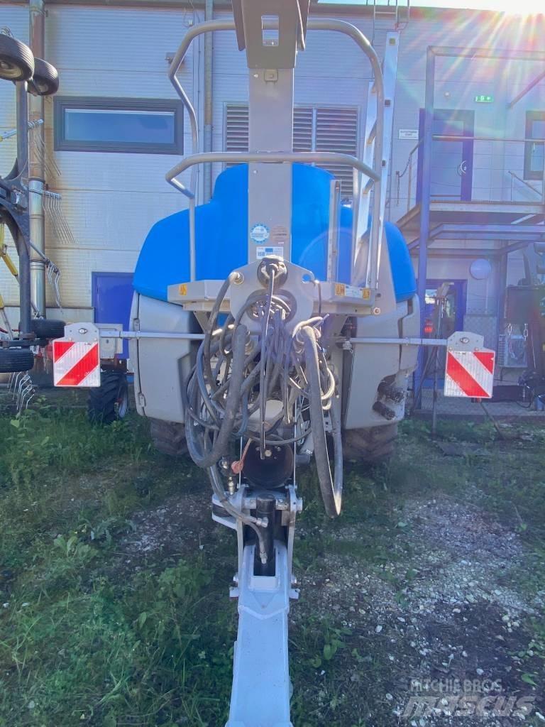 Lemken Vega 12/4000 Vlečne škropilnice
